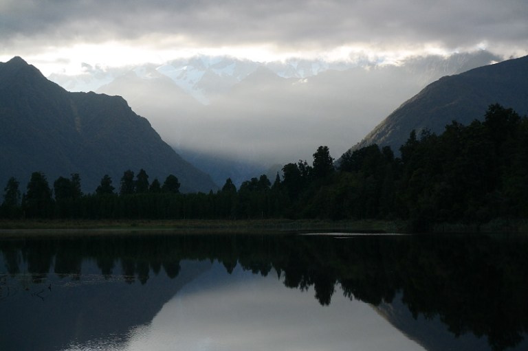 mirror_lake_matheson_10